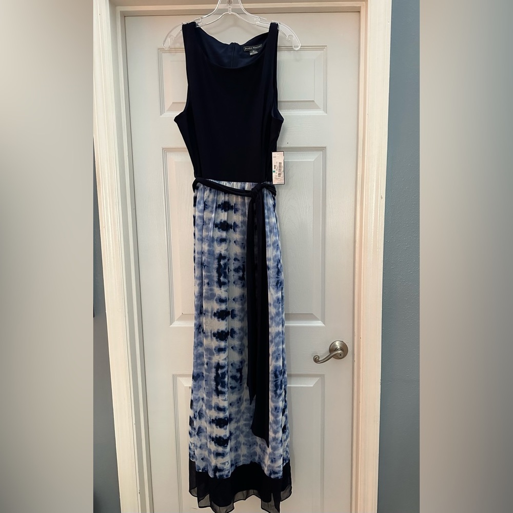 NWT Jessica Howard chiffon lined long dress perfect for a summer wedding 💒